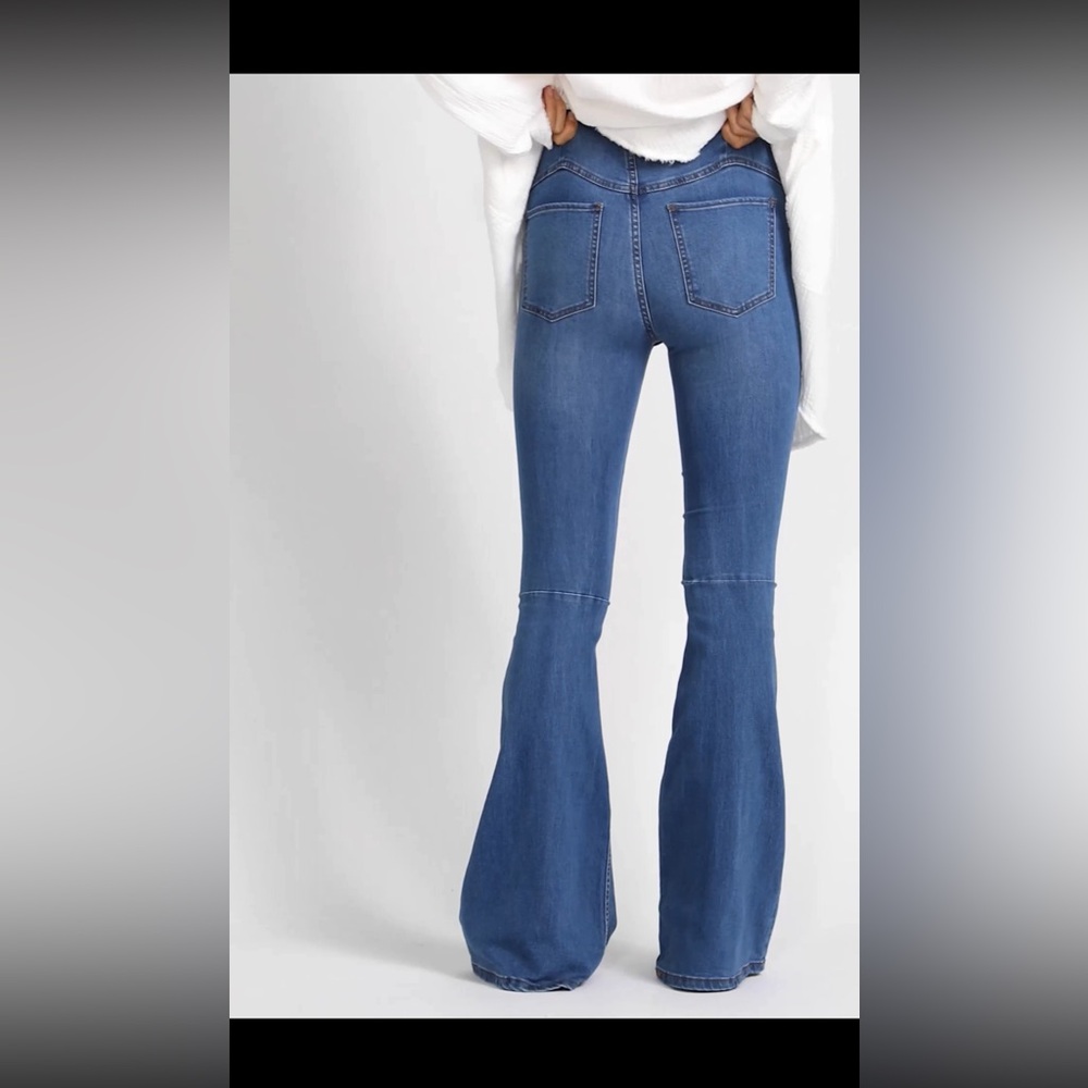 Free People Penny Pull-on Flare Jeans